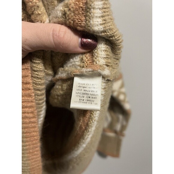 Very J Pullover Sweater Women's Medium Long Sleeve Aztec Crew Neck Southwestern - Picture 3 of 5